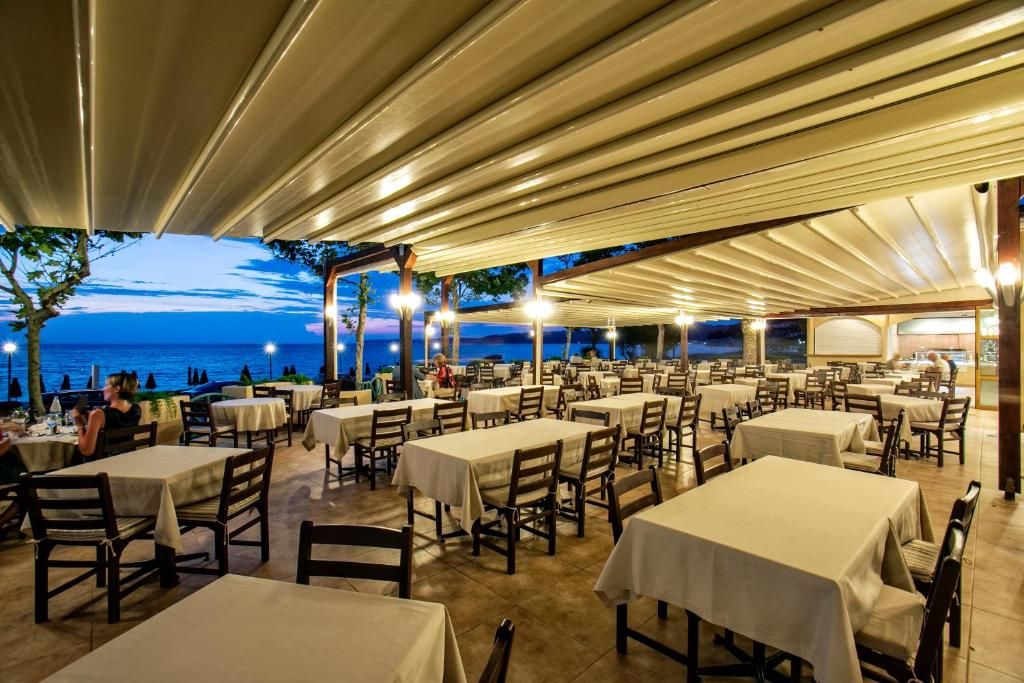 Possidi Holidays Resort & Suites Hotel фото 34