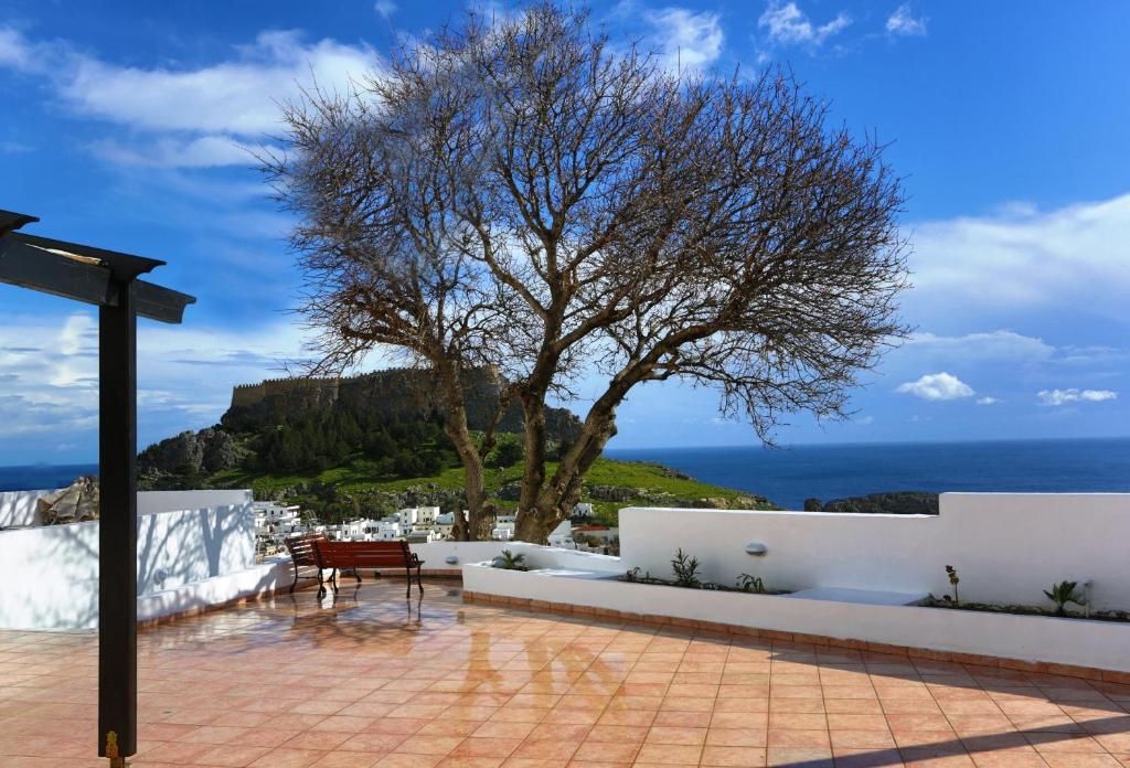 Little Lindos Sea View Studios фото 9