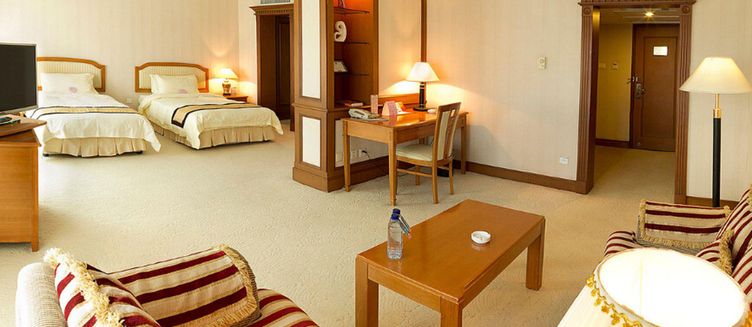 Фото отеля Zhongshan Hotel Dalian