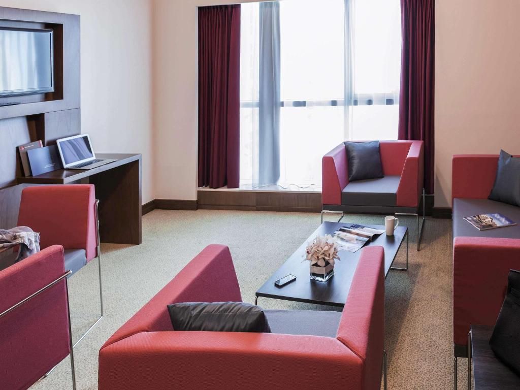 Adagio Fujairah Luxury ApartHotel фото 3