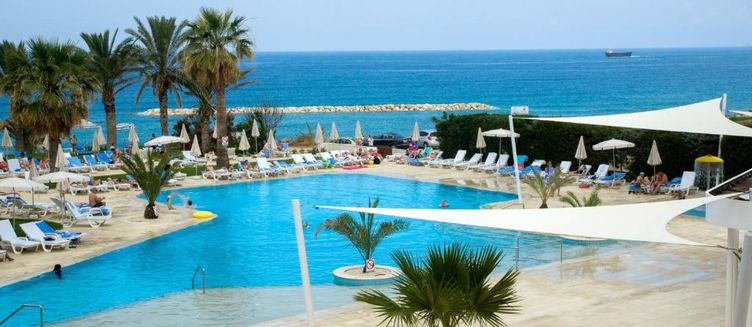 Фото отеля Venus Beach Hotel
