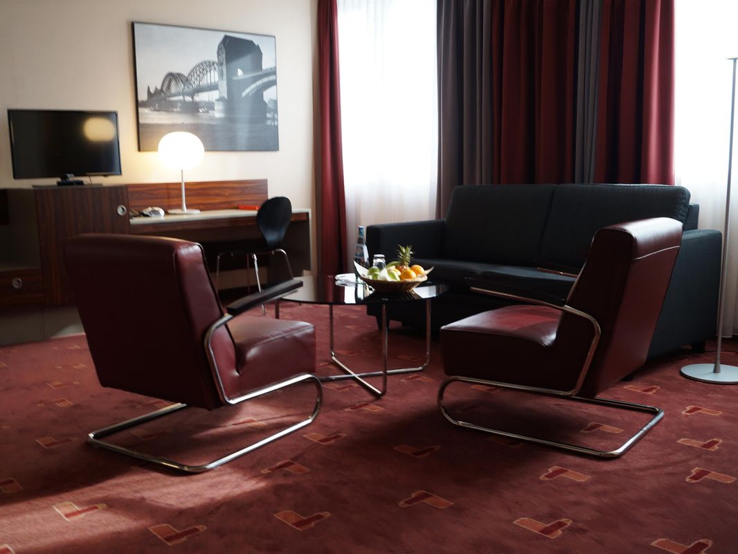 Azimut Hotel Cologne фото 1