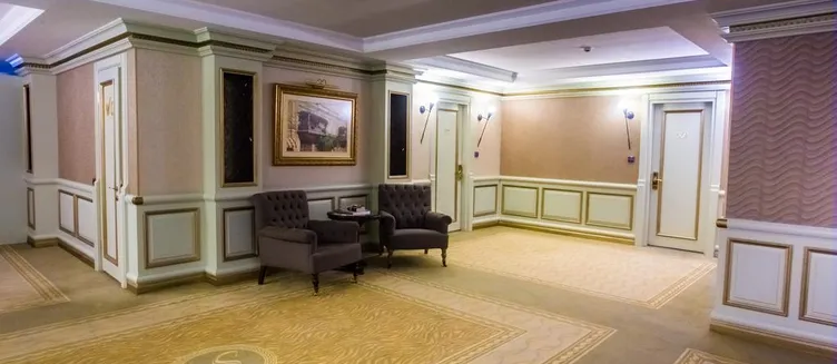 Фото отеля Sapphire Inn Hotel