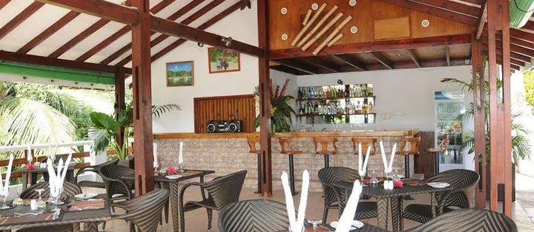 Фото отеля Eden's Holiday Villas