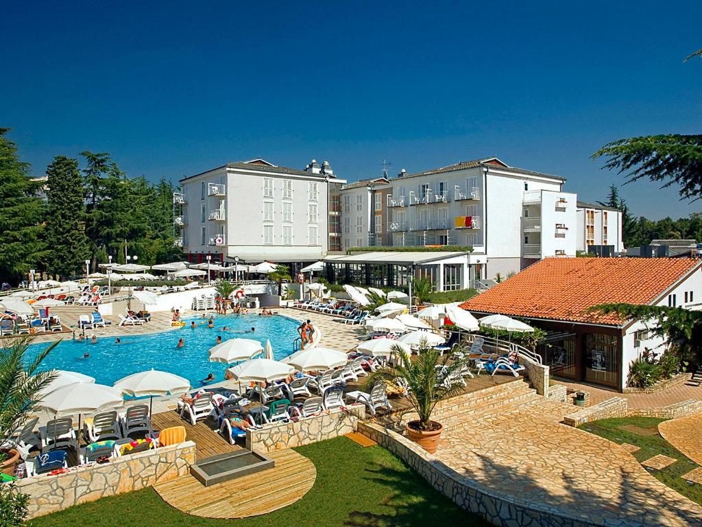 COOEE Pinia Hotel by Valamar фото 31