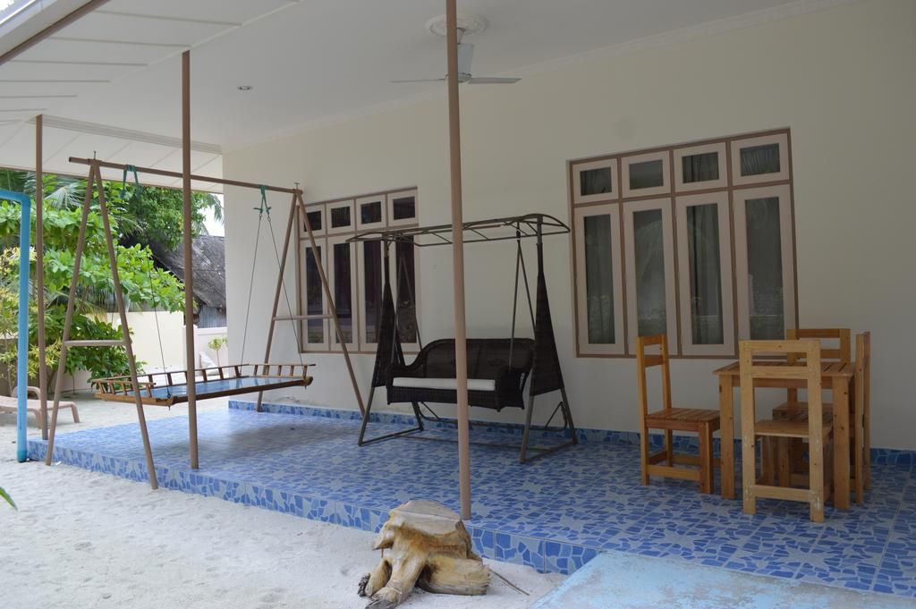 Maaz Inn Fenfushi фото 11