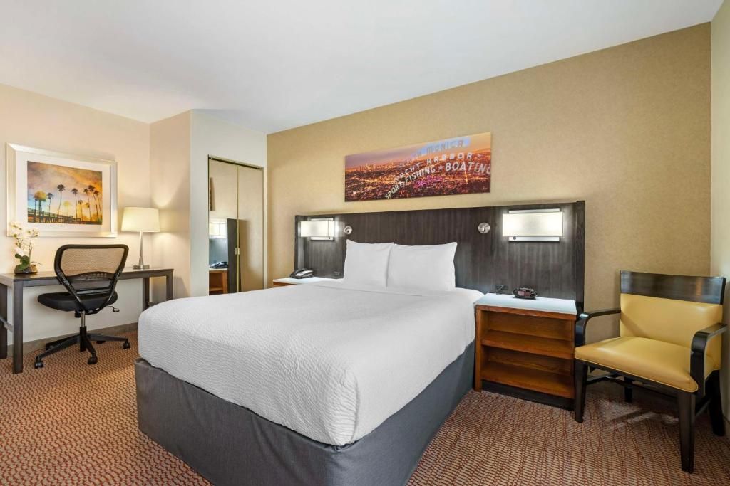 Best Western Royal Palace Inn & Suites фото 11