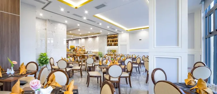 Фото отеля Avari Hotel