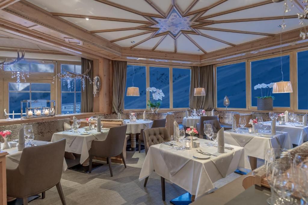 Hochfirst Alpen-Wellness Resort фото 23