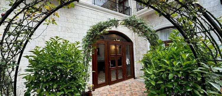 Фото отеля Midway Baku Hotel
