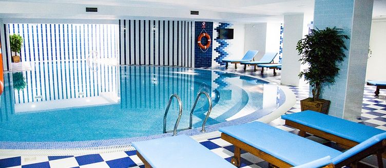 Фото отеля Ramada by Wyndham Almaty