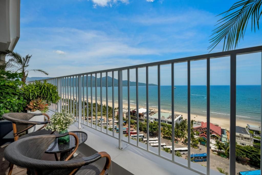 BlueSun Danang Beach Hotel фото 34