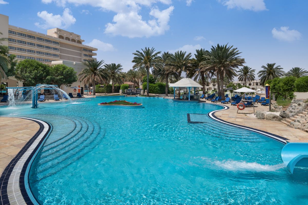 Radisson Blu Hotel & Resort, Al Ain фото 4