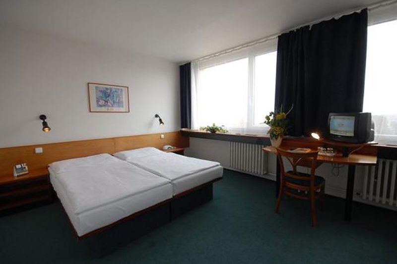Hotel Fortuna West фото 7