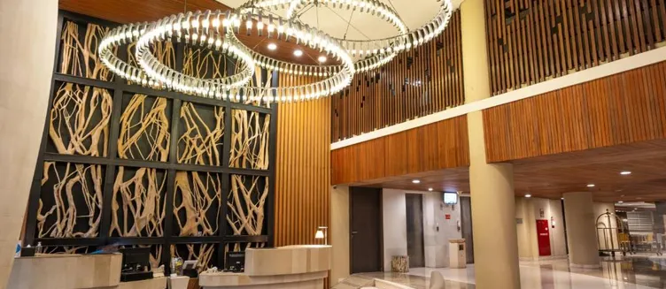 Фото отеля Bedrock Hotel Kuta Bali