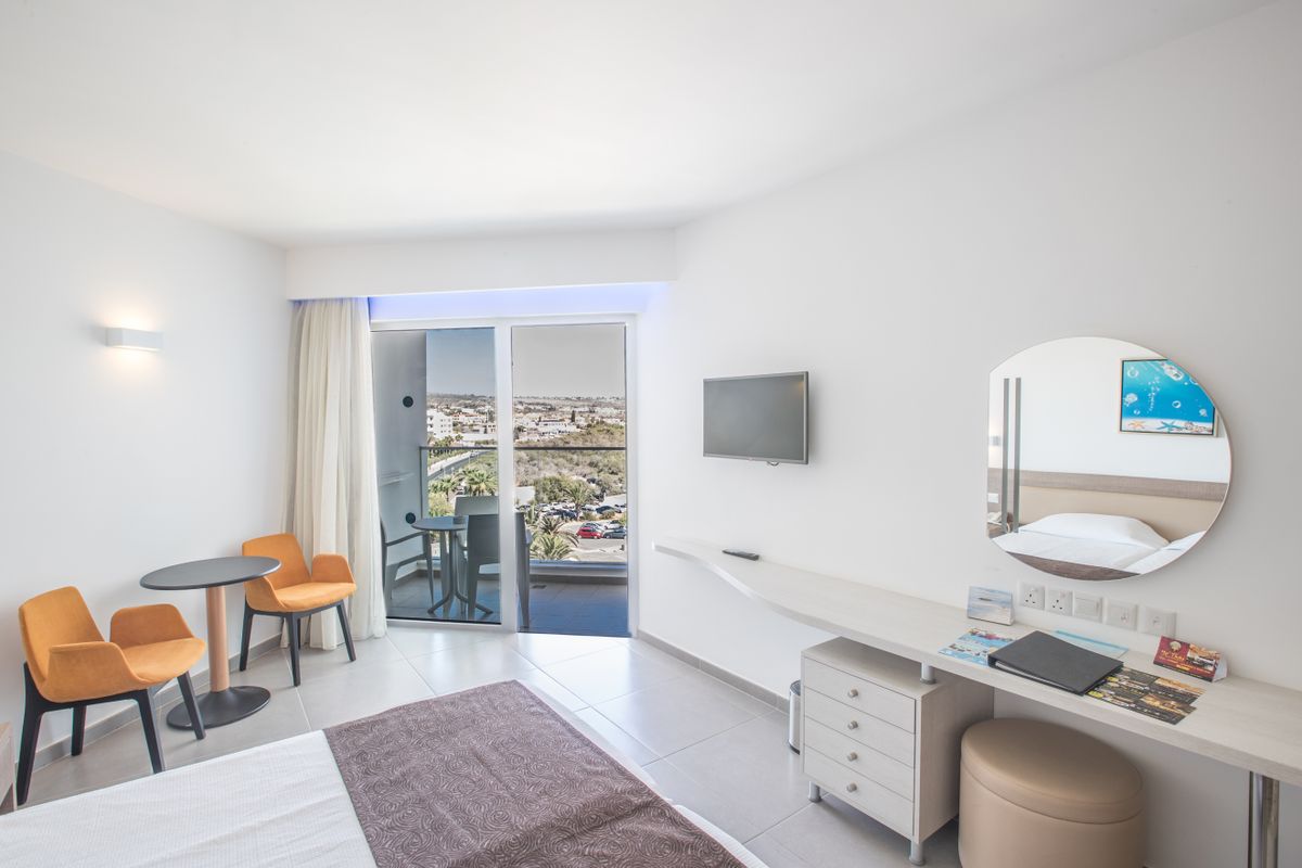 Vassos Nissi Plage Hotel & Spa фото 4