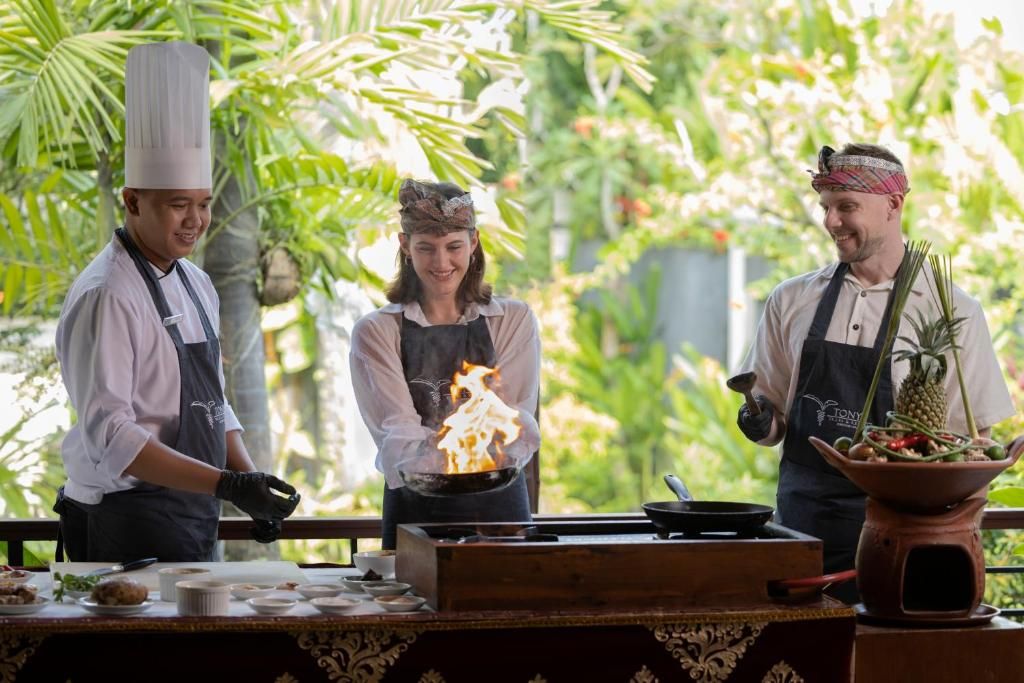 Tonys Villas & Resort Seminyak - Bali фото 68