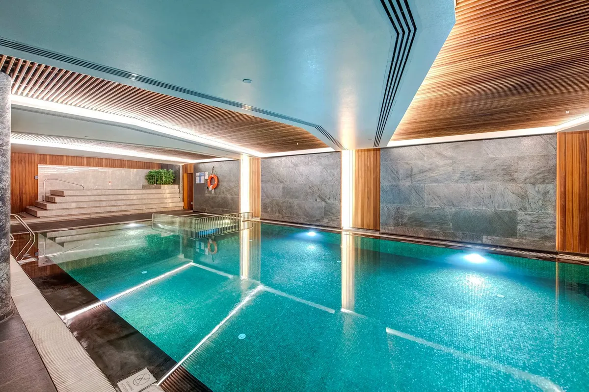 DoubleTree by Hilton Istanbul - Piyalepasa фото 8