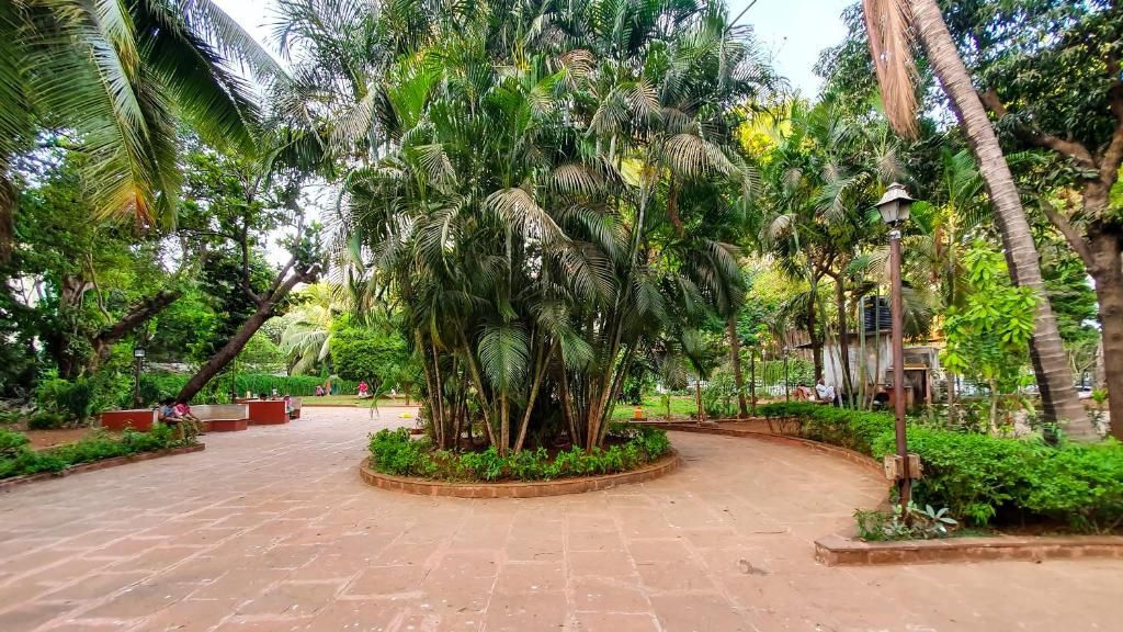 Garden Hotel фото 27