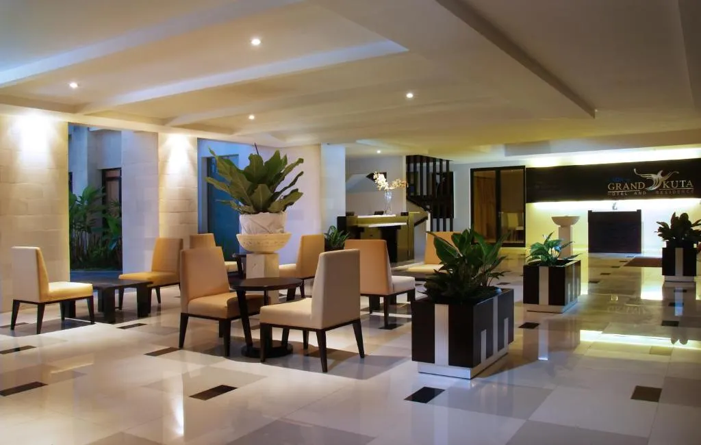 Grand Kuta Hotel and Residence фото 9