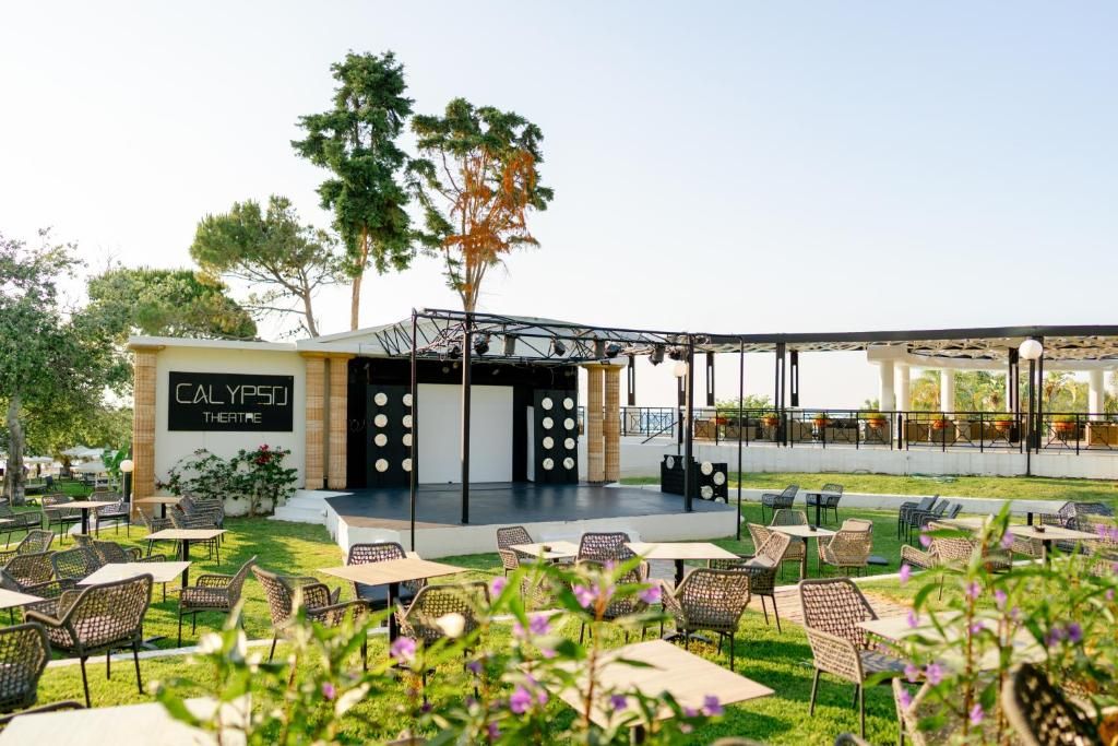 Calypso Beach Hotel фото 30