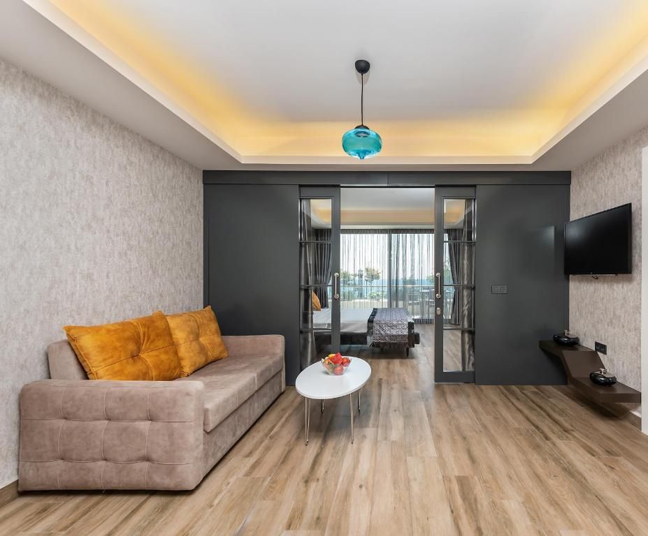 Elite Luxury Suite & Spa фото 81