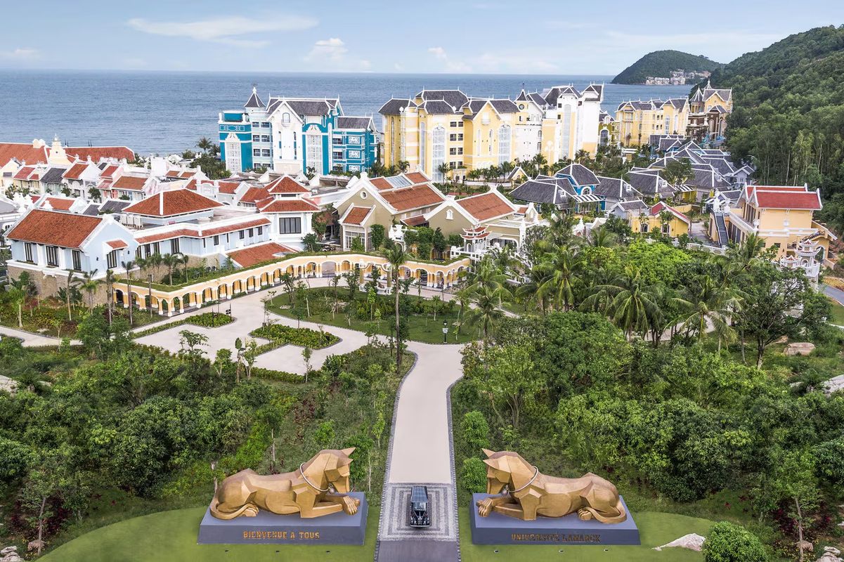 JW Marriott Phu Quoc Emerald Bay Resort & Spa фото 2