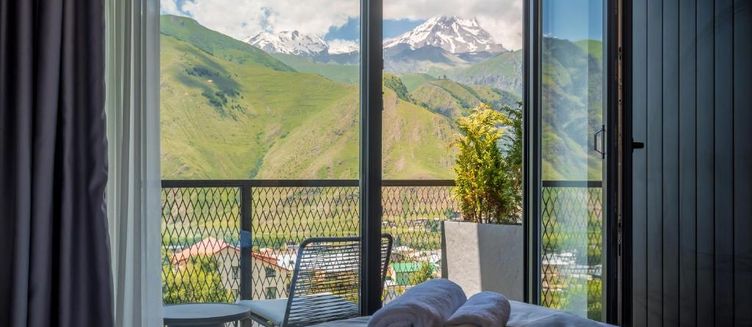 Фото отеля Step Inn - Kazbegi