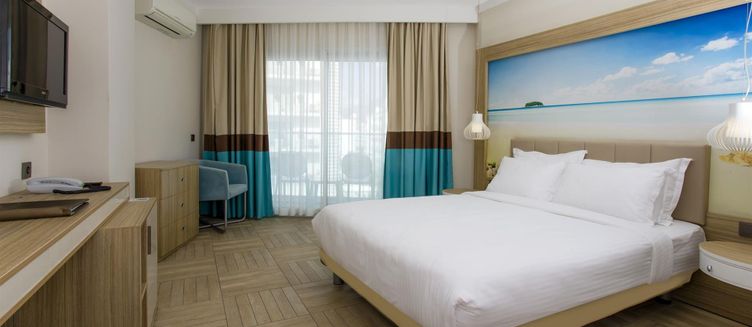 Фото отеля Blue Bay Platinum