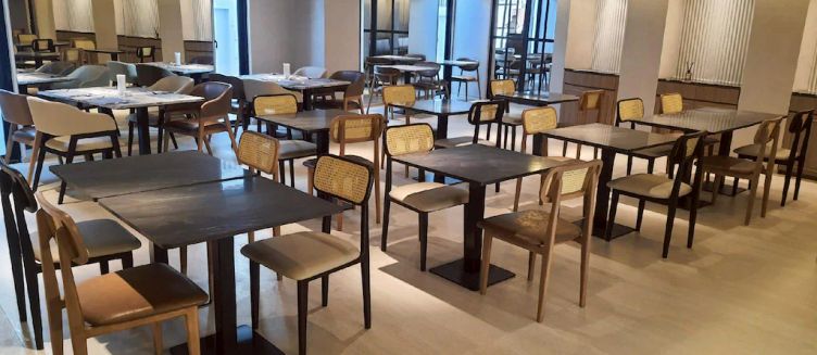 Фото отеля Away Bangkok Sukhumvit