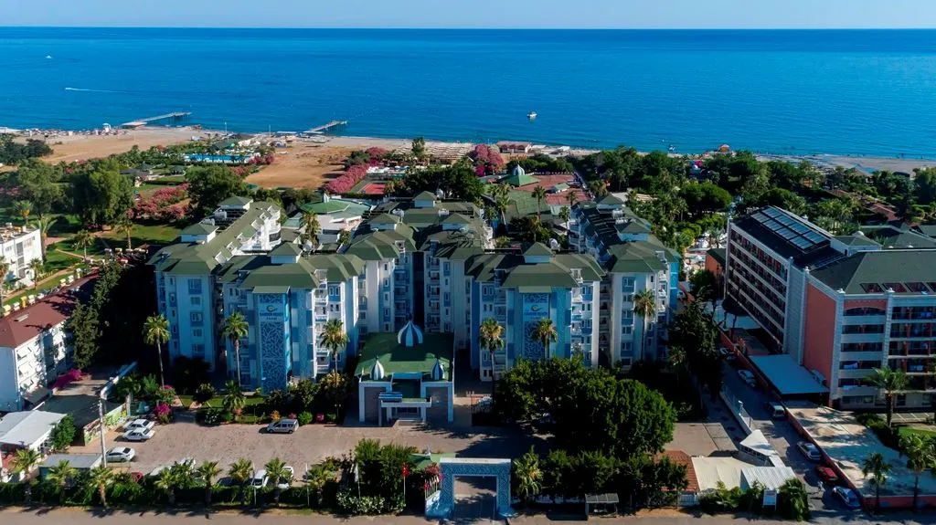 The Garden Beach Hotel фото 2