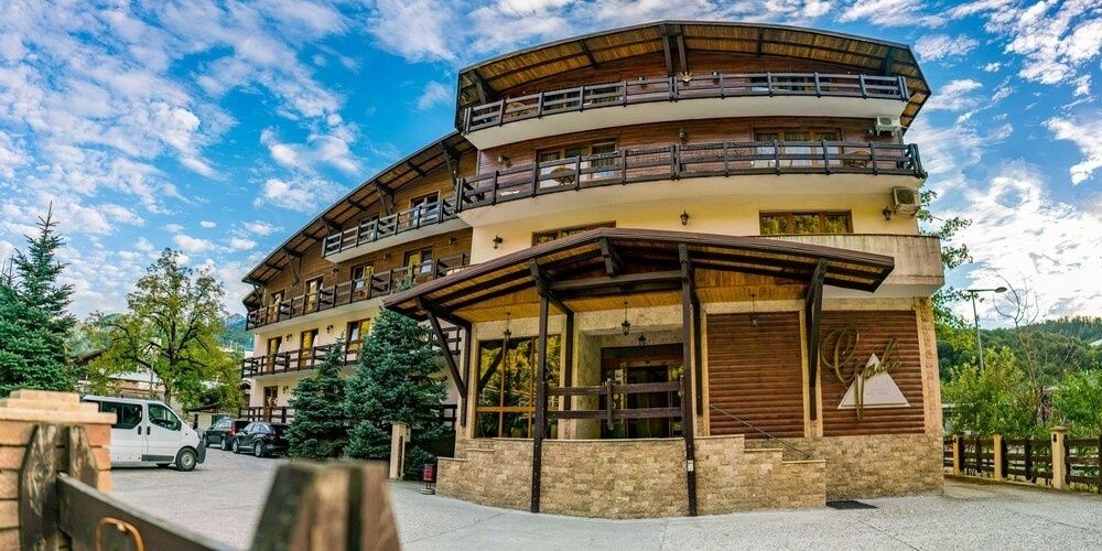 Гала Плаза Отель фото 0