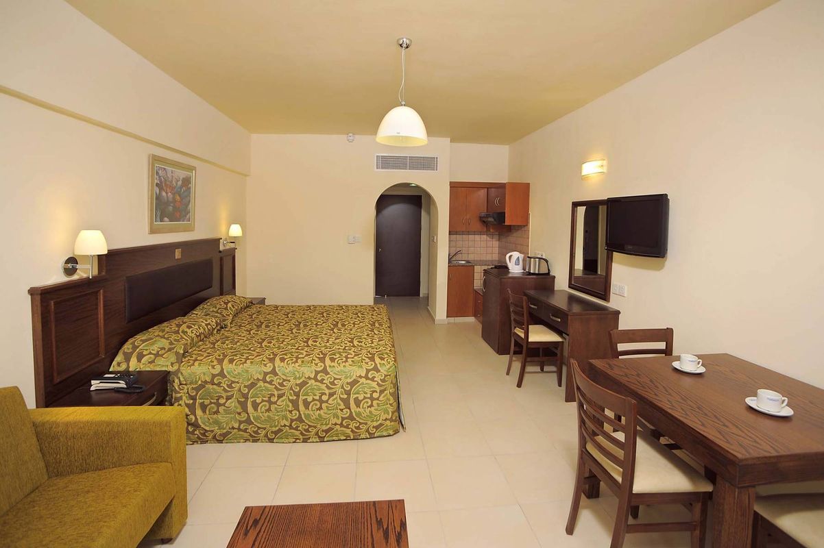 Euronapa Hotel фото 4