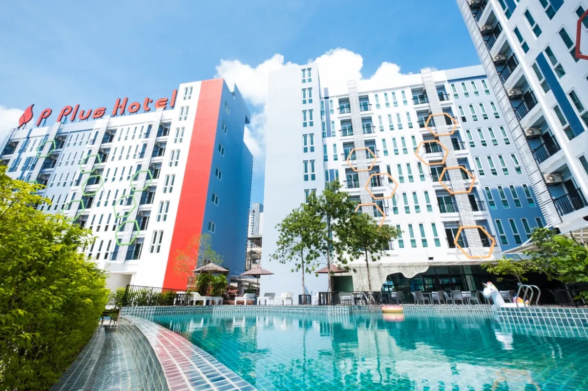 P Plus Hotel фото 0