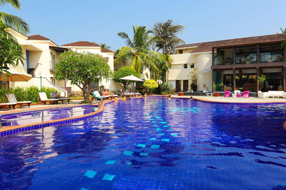 Royal Orchid Beach Resort & Spa, Goa фото 8