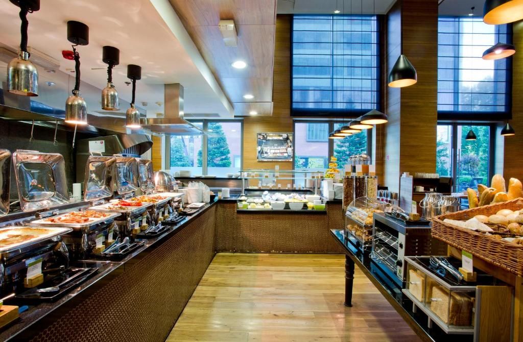 DoubleTree by Hilton Zagreb фото 47