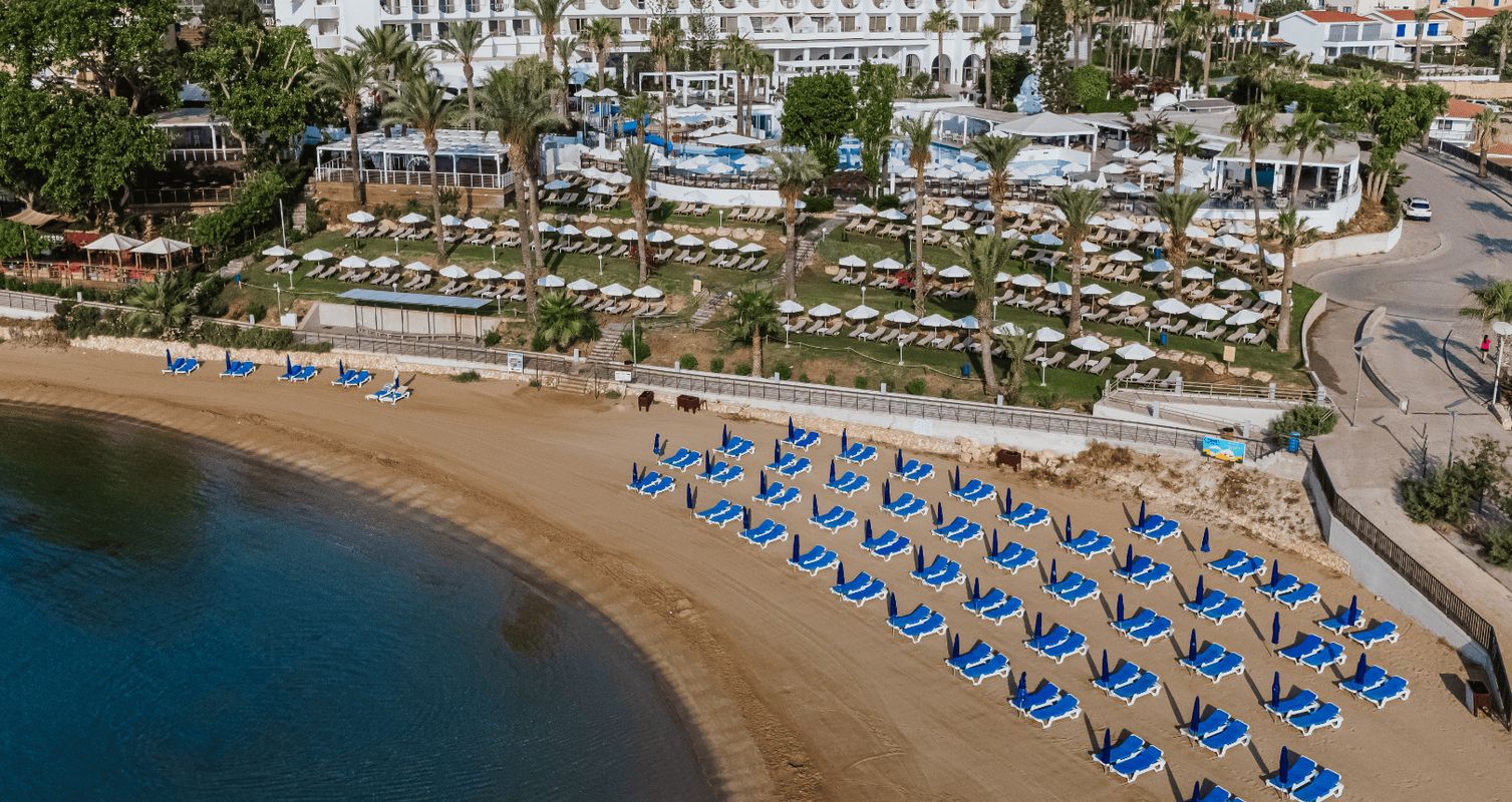 Golden Coast Beach Hotel фото 8