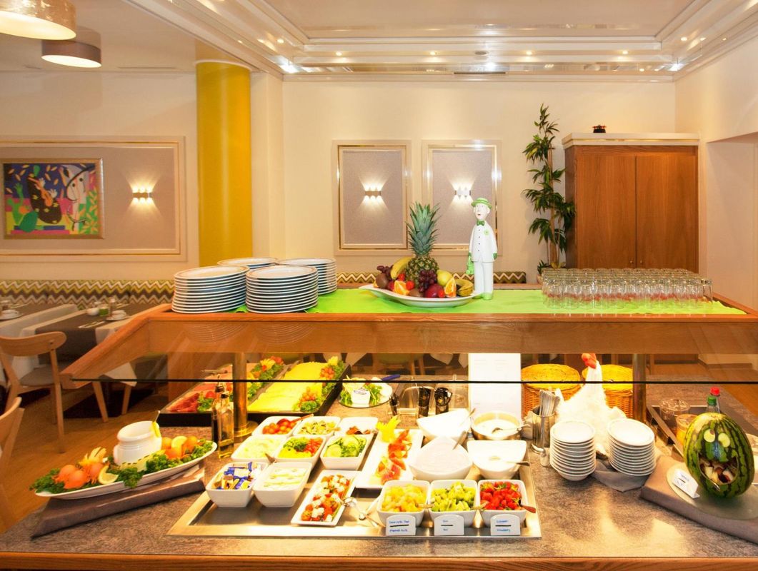 Favored Hotel Domicil фото 6