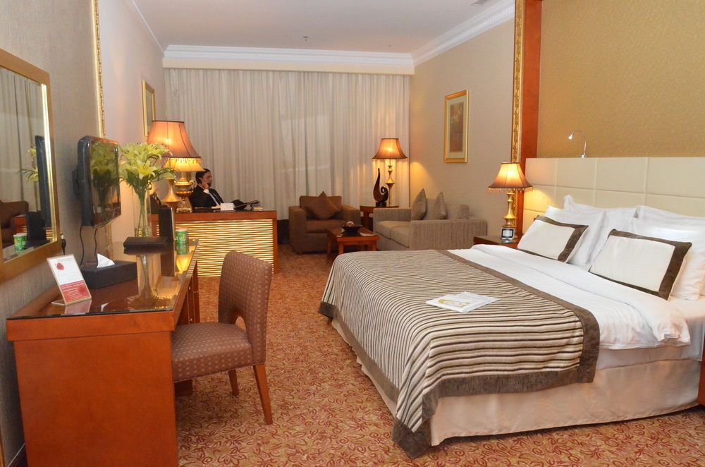 Grand Excelsior Hotel Al Barsha фото 86