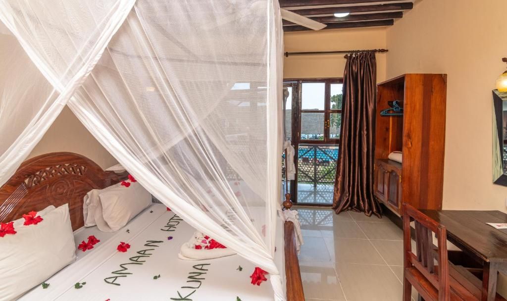 Amaan Beach Bungalows фото 54