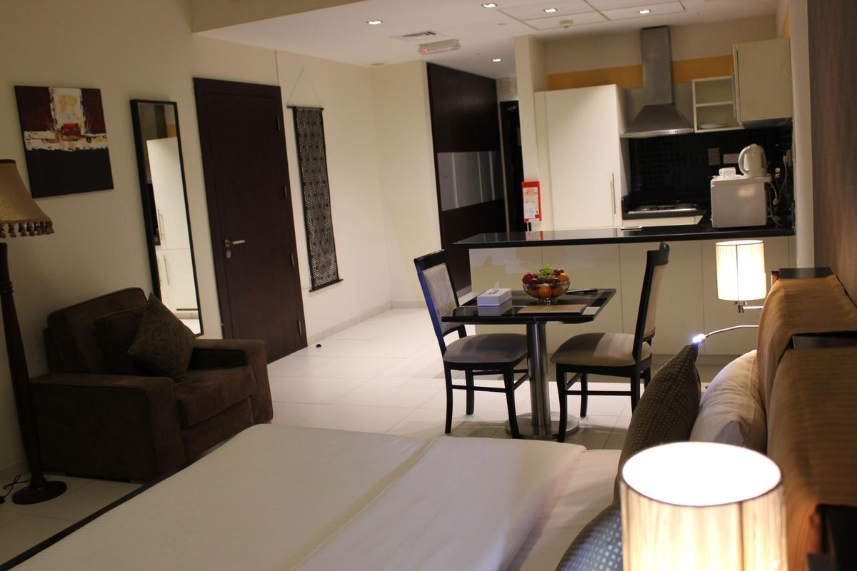 Royal Ascot Hotel Apartment - Kirklees 2 фото 4
