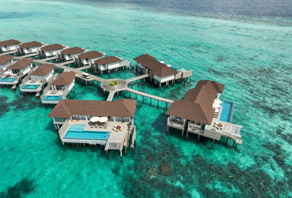 Avani+ Fares Maldives Resort фото 47