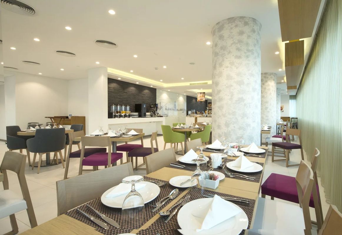 ibis Styles Manama Diplomatic Area фото 7