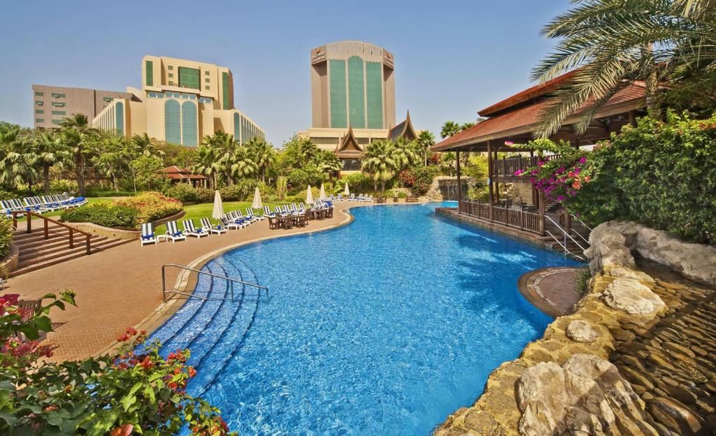 The Gulf Hotel Bahrain Convention & Spa фото 0