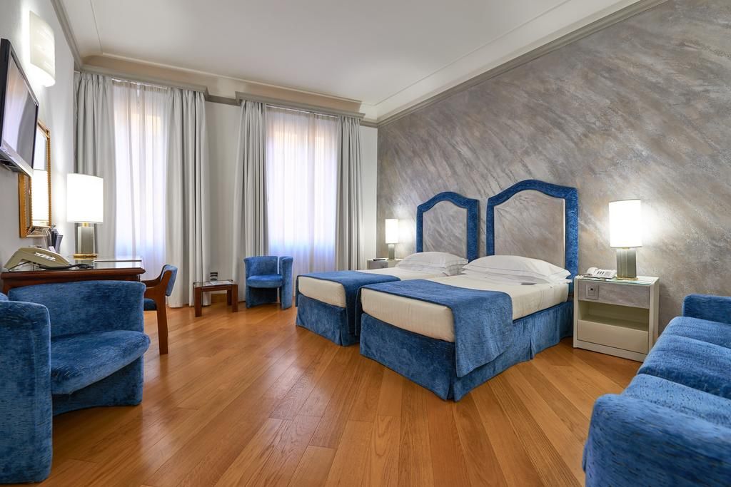 Rivoli Boutique Hotel фото 0