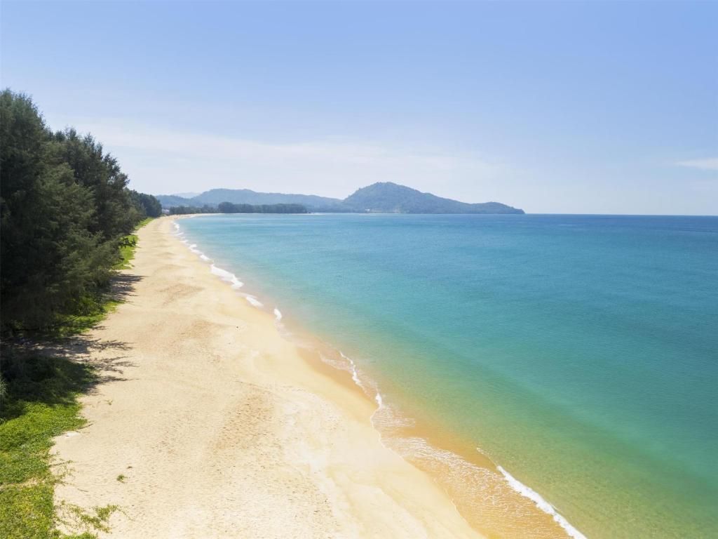 Radisson Blu Resort, Phuket Mai Khao Beach фото 9