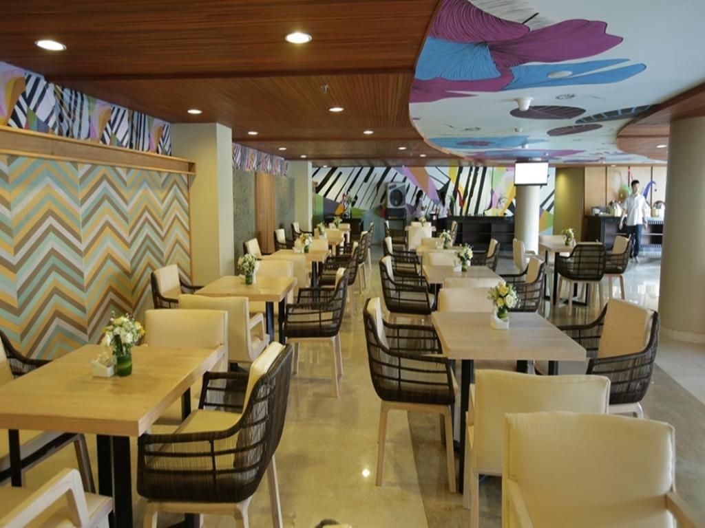 Bedrock Hotel Kuta Bali фото 23