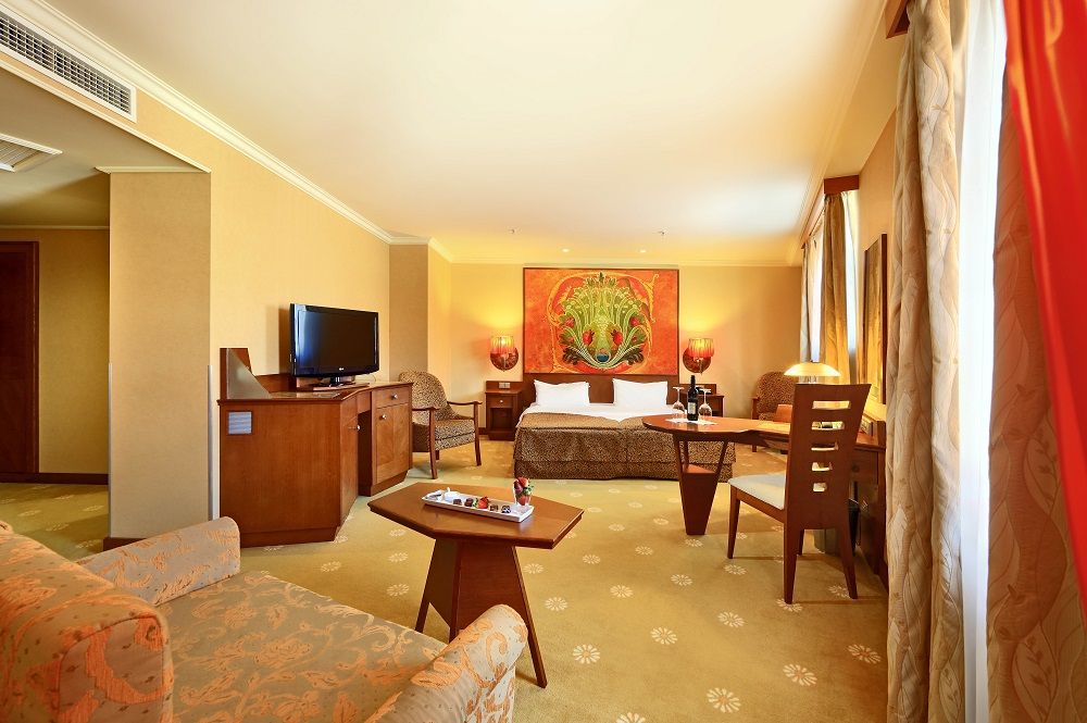 Lindner Hotel Prague Castle фото 25