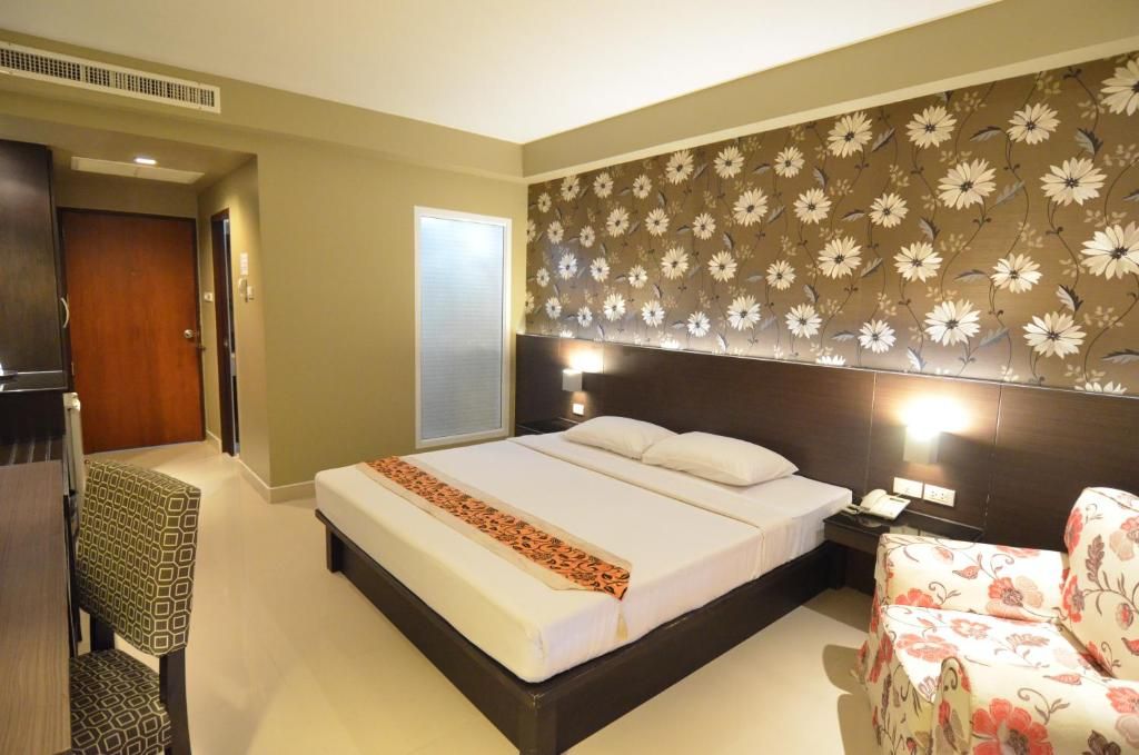 Welcome Plaza Hotel фото 29