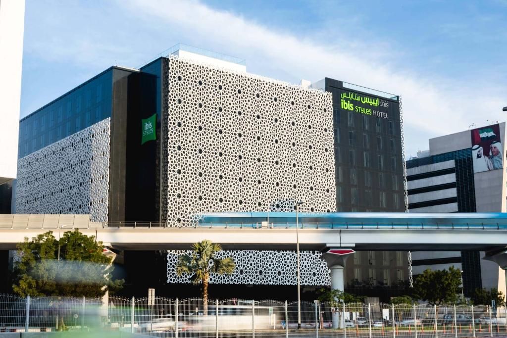 ibis Styles Dubai Airport Hotel фото 30